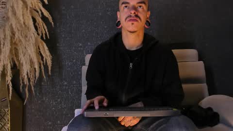 Kale online show from February 3, 11:14 am