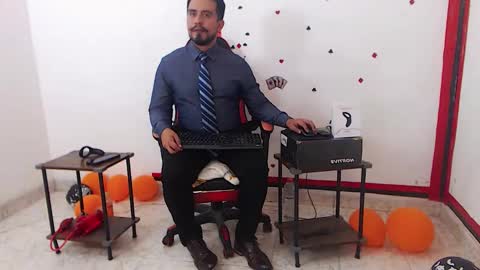 Kaleth online show from November 9, 5:33 am