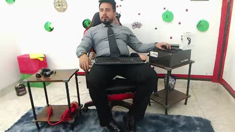 Kaleth online show from May 11, 9:27 am