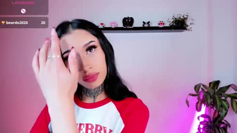 Snapshot of kali_ka chatting on September 18, 6:23 pm Kali Ka Please help me with your thumbs up its important dont forget my birthday on October 26 online show from September 18, 6:23 pm