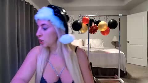 Kaliii jones online show from December 5, 2:11 am