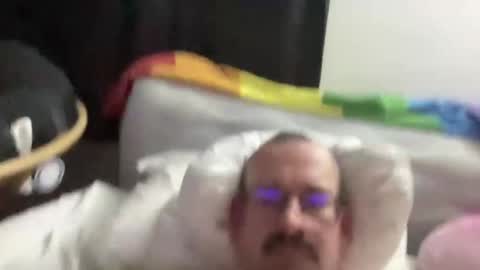 Kyler online show from December 29, 4:27 am