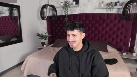 jhon online show from February 17, 12:37 pm