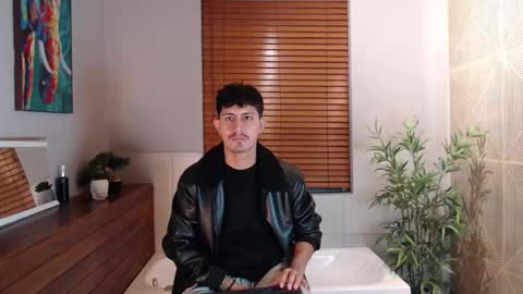 jhon online show from February 2, 11:39 am