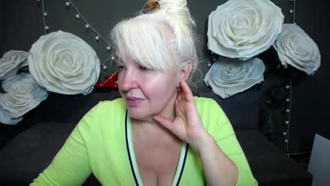 KamaliaSim online show from November 14, 7:27 pm