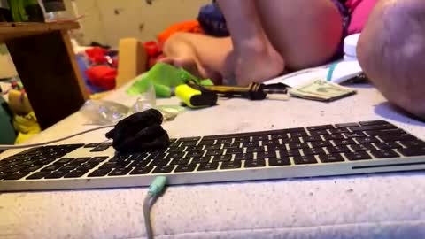 kamikazeozzy_juicylucee online show from February 9, 9:13 am