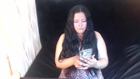 kamylabiker online show from May 4, 2:29 am