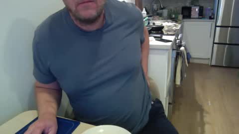 Cam with Me Vixens DM me online show from March 22, 2:43 pm