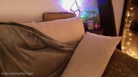 I am here around 5am GMT karathemagic online show from February 8, 4:03 am