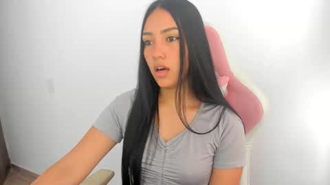 karely_sweet_ online show from May 19, 4:58 pm