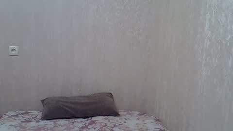 karennelsonx online show from February 23, 6:01 pm