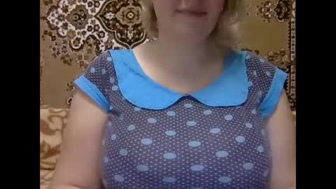 Karilina Hi online show from January 3, 7:06 am