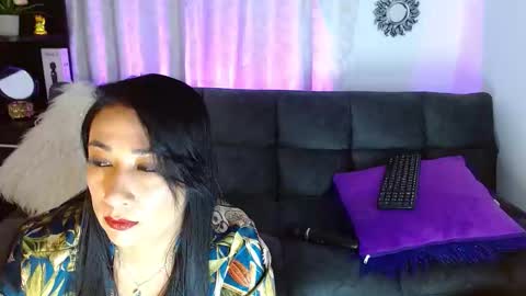 karime lee online show from February 21, 9:07 pm