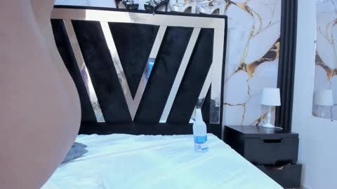 KarinaSimonz online show from February 19, 9:25 pm