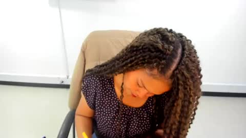 karla_cg online show from March 4, 7:43 pm