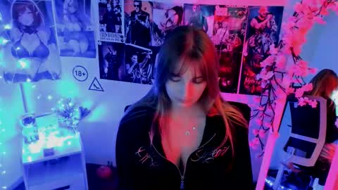 Karla online show from November 14, 3:36 pm