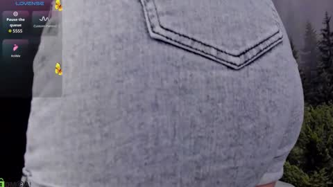 karlenegriess online show from March 6, 1:04 am