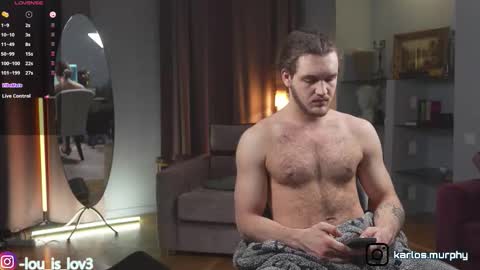 Karlos and Louis online show from November 25, 4:55 am