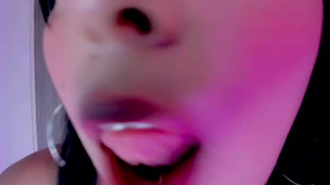 karlyprintt34 online show from April 29, 5:30 pm