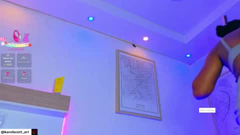 KAROL SCOTT online show from January 5, 8:01 pm