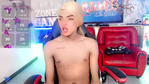 karol Vanessa   online show from April 29, 5:30 pm