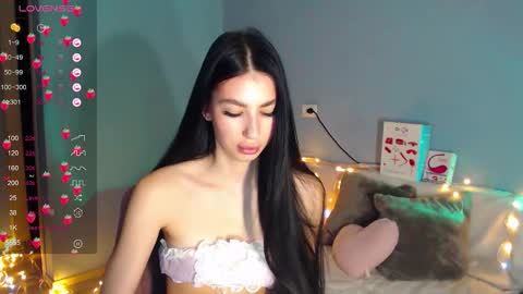 Kira online show from November 6, 2:36 am