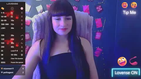 Caroline online show from November 24, 9:30 am