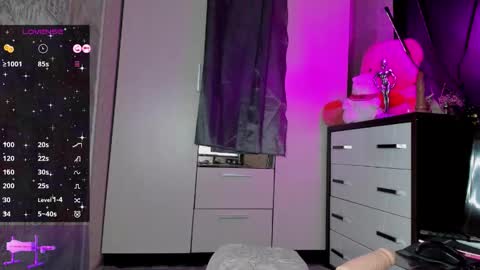 karolinaaa_hot online show from March 1, 3:11 am