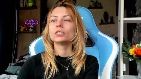 karoline121 online show from March 24, 11:05 am