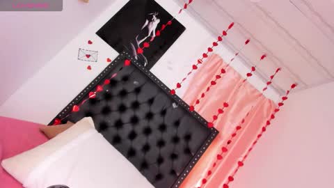 Karol online show from February 13, 8:12 pm