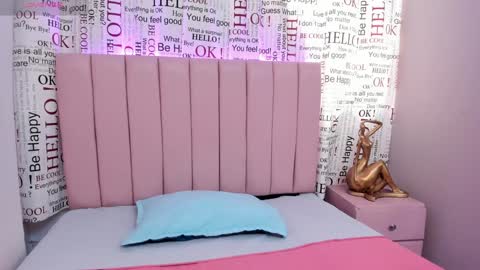 karoly online show from February 1, 8:16 pm