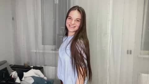 Lia online show from March 31, 4:29 pm