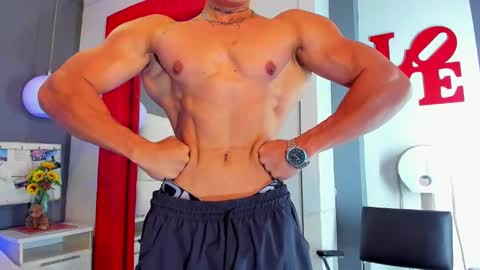 ---Kary--- online show from February 15, 4:25 am