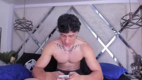 ---Kary--- online show from February 23, 8:06 am