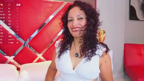 kasandra gomez online show from July 13, 1:15 pm