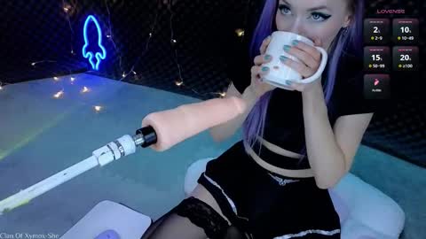 ALYSSA                online show from November 13, 4:09 pm