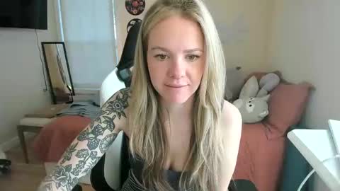 Kitty Kat online show from February 25, 7:16 pm