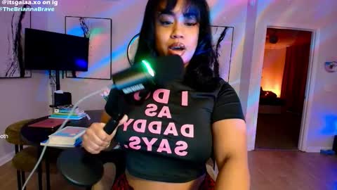 BriannaBrave online show from February 28, 4:27 am