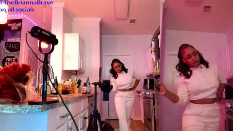 BriannaBrave online show from March 23, 2:49 am