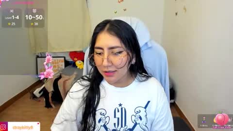 Snapshot of kat_ly_chan chatting on October 16, 9:24 pm Kat       online show from October 16, 9:24 pm