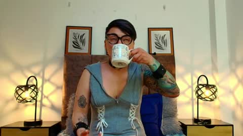 kat paradisse online show from April 5, 2:14 pm