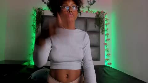 kataleya_js_ online show from May 27, 1:57 am