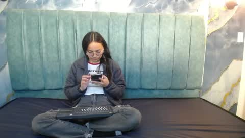 Katalina online show from May 5, 7:41 pm