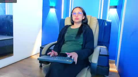 Katalina online show from July 3, 4:23 pm