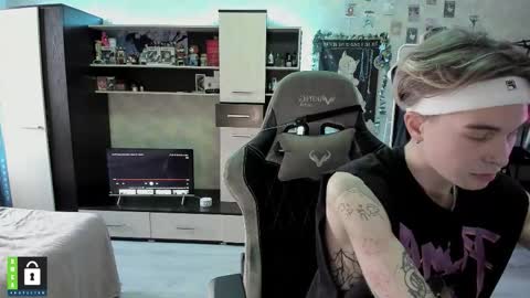 hotkokecct online show from September 25, 2:13 pm