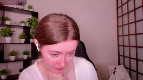 Kate online show from May 8, 2:39 am