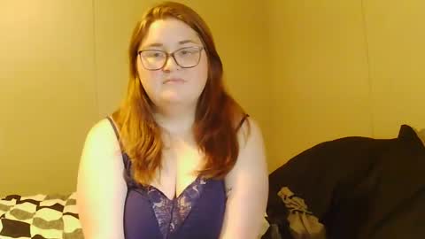 kate_evems online show from September 12, 5:31 am