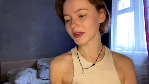 Snapshot of kate_mikki chatting on October 24, 4:35 am kate_mikki online show from October 24, 4:35 am