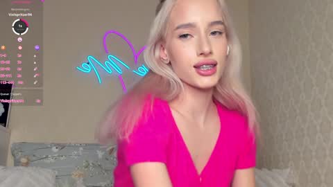    online show from December 6, 9:51 pm