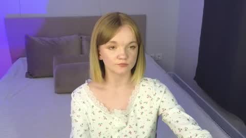 katebunnys online show from May 12, 11:08 am